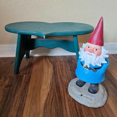 Whimsical Decor Pair – Travelocity talking Garden Gnome and Heart-Shaped Stool