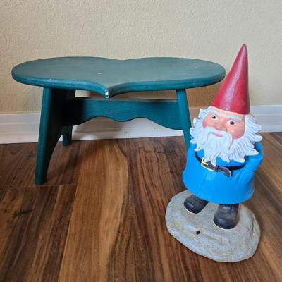 Whimsical Decor Pair – Travelocity talking Garden Gnome and Heart-Shaped Stool