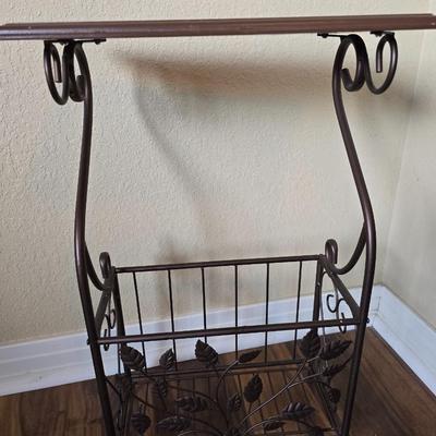 Metal Scroll Magazine Rack small end table and small accent Lamp