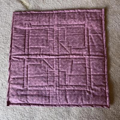 Handmade Quilt Wall Hangings and More (PB-DZ)