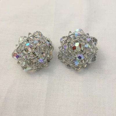 Gorgeous vintage Aurora Borealis crystal clip on earrings