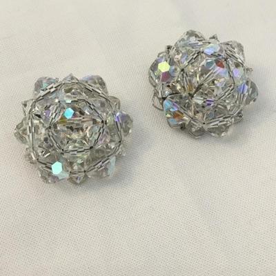 Gorgeous vintage Aurora Borealis crystal clip on earrings
