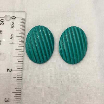 Super cute vintage Sea green enamel, oval textured clip on earrings