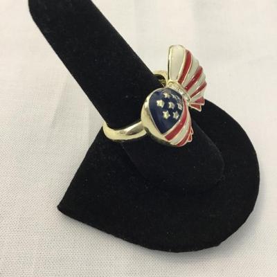 Vintage Avon NRT patriotic adjustable ring