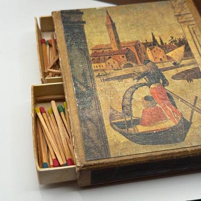 LOT 25L: Vintage wood 6 pipe Rack with Humidor Storage Box , 2 pipes and vintage matches