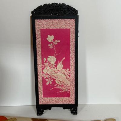 LOT 31Y: Japanese Carved Netsuke Geisha, Chinoiserie Porcelain Ginger Jar Lamp, Silk Obi, and More