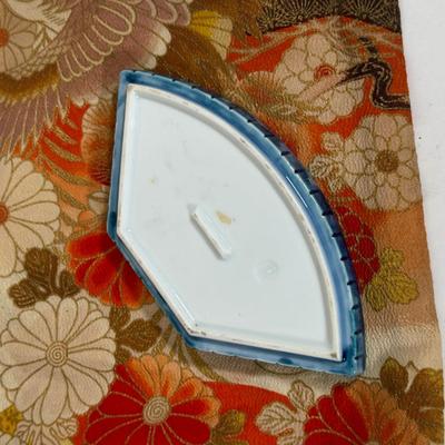 LOT 31Y: Japanese Carved Netsuke Geisha, Chinoiserie Porcelain Ginger Jar Lamp, Silk Obi, and More