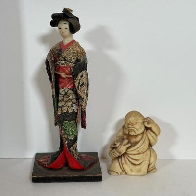LOT 31Y: Japanese Carved Netsuke Geisha, Chinoiserie Porcelain Ginger Jar Lamp, Silk Obi, and More