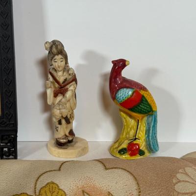 LOT 31Y: Japanese Carved Netsuke Geisha, Chinoiserie Porcelain Ginger Jar Lamp, Silk Obi, and More
