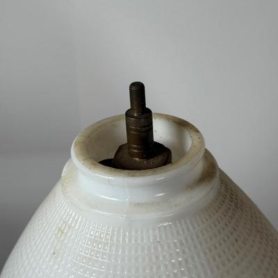 LOT 35Y: Vintage Blue & White Delft Blue and White Porcelain Table Lamp