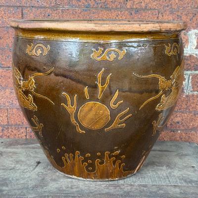 LOT 43L: Antique Chinese Egg Pot Jardiniere Dragon Motif (17 Inches Large)