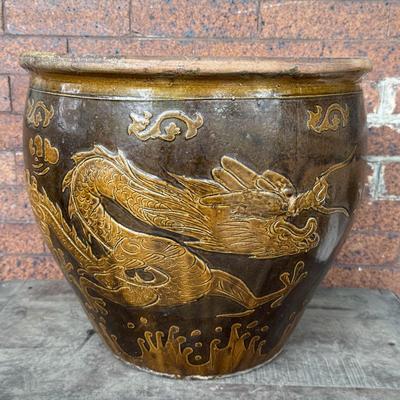 LOT 43L: Antique Chinese Egg Pot Jardiniere Dragon Motif (17 Inches Large)