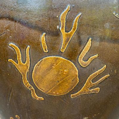 LOT 43L: Antique Chinese Egg Pot Jardiniere Dragon Motif (17 Inches Large)