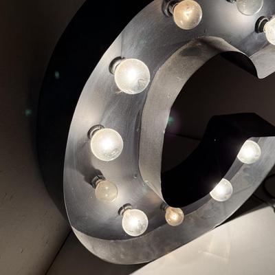 LOT 45L: Electric Light Up Marquee Initial Letter C