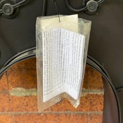 LOT 45L: Electric Light Up Marquee Initial Letter C