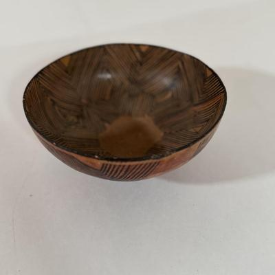 LOT 52L: Nissen Denmark Cheese Board and Assortment of Wooden Bowls, Plates