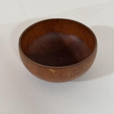 LOT 52L: Nissen Denmark Cheese Board and Assortment of Wooden Bowls, Plates