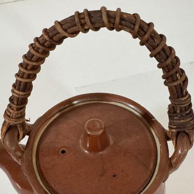 LOT 53D: Assortment of Pottery Stoneware