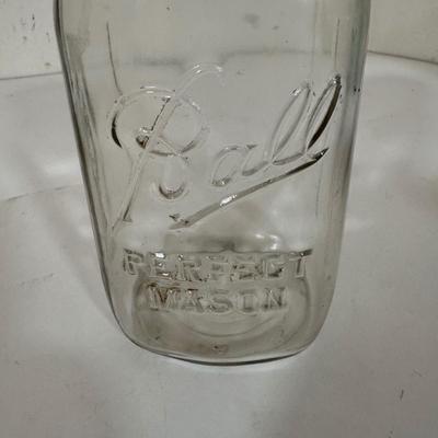 LOT 54L: Assortment of Vintage Ball Mason Jars