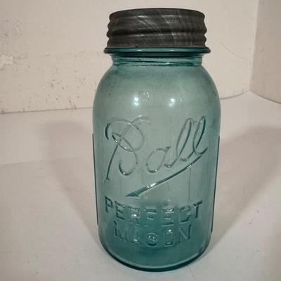 LOT 54L: Assortment of Vintage Ball Mason Jars