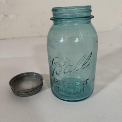 LOT 54L: Assortment of Vintage Ball Mason Jars