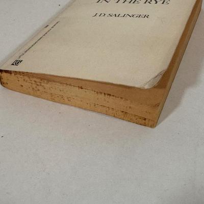 LOT 55L: Authors such as JRR Tolkien, George Orwell, Ian Fleming and others!