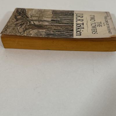 LOT 55L: Authors such as JRR Tolkien, George Orwell, Ian Fleming and others!