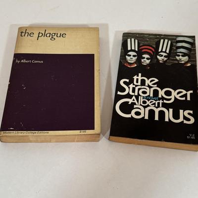 LOT 55L: Authors such as JRR Tolkien, George Orwell, Ian Fleming and others!