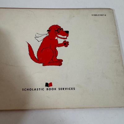 LOT 57D: Assorted Children’s Books featuring Characters as Calvin and Hobbes, Arthur, Clifford the Big Red Dog and More!