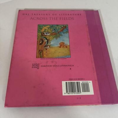 LOT 57D: Assorted Children’s Books featuring Characters as Calvin and Hobbes, Arthur, Clifford the Big Red Dog and More!