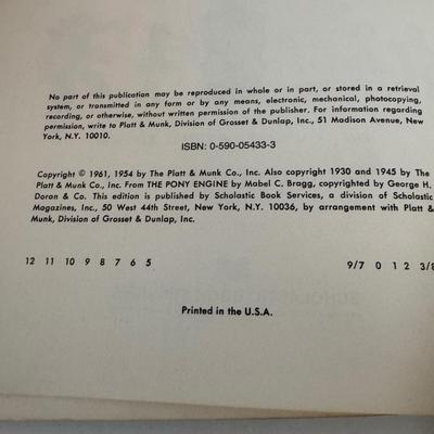 LOT 57D: Assorted Children’s Books featuring Characters as Calvin and Hobbes, Arthur, Clifford the Big Red Dog and More!