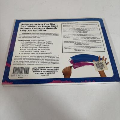 LOT 57D: Assorted Children’s Books featuring Characters as Calvin and Hobbes, Arthur, Clifford the Big Red Dog and More!