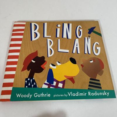 LOT 57D: Assorted Children’s Books featuring Characters as Calvin and Hobbes, Arthur, Clifford the Big Red Dog and More!