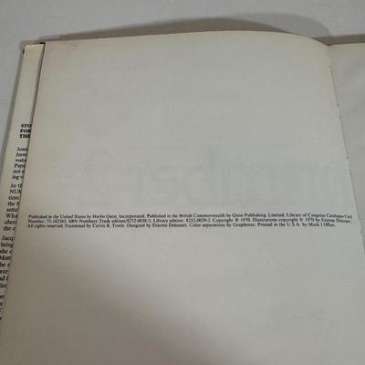 LOT 57D: Assorted Children’s Books featuring Characters as Calvin and Hobbes, Arthur, Clifford the Big Red Dog and More!