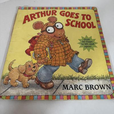 LOT 57D: Assorted Children’s Books featuring Characters as Calvin and Hobbes, Arthur, Clifford the Big Red Dog and More!