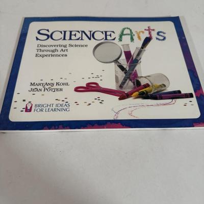 LOT 57D: Assorted Children’s Books featuring Characters as Calvin and Hobbes, Arthur, Clifford the Big Red Dog and More!