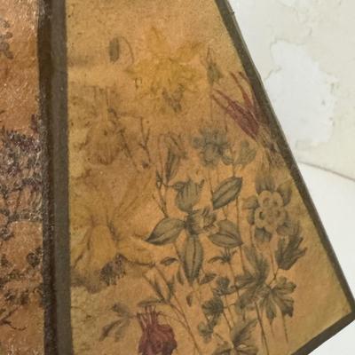 LOT 58L: Vintage Antique Lamps