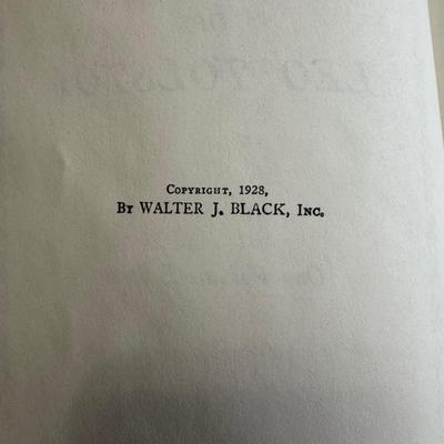 LOT 59X: Set of Black’s Readers Service Works of Tolstoi, Kipling, Poe, and others!