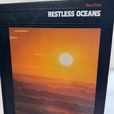 LOT 63X: Time Life: Planet Earth Book Ser