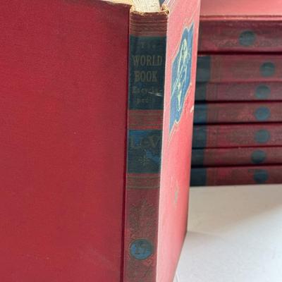 LOT 65X: The World Book Encyclopedia Set, 1949!!