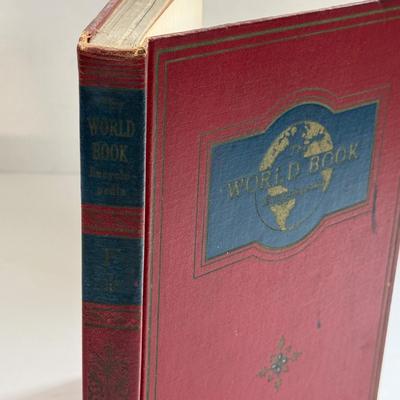 LOT 65X: The World Book Encyclopedia Set, 1949!!