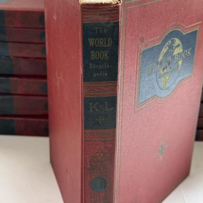 LOT 65X: The World Book Encyclopedia Set, 1949!!
