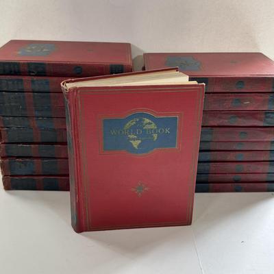 LOT 65X: The World Book Encyclopedia Set, 1949!!