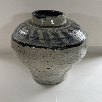 LOT 70X: Stoneware, Pottery, Ceramic Assorted Pots and Planters