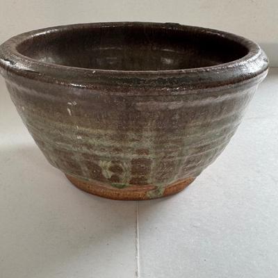 LOT 70X: Stoneware, Pottery, Ceramic Assorted Pots and Planters