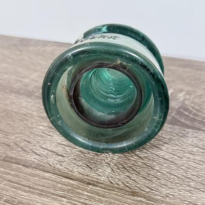 LOT 72L: Vintage Glass Insulators