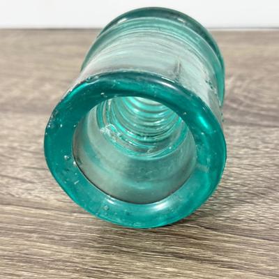 LOT 72L: Vintage Glass Insulators