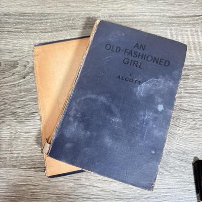 LOT 74L: Antique & Vintage Children's Books - see description