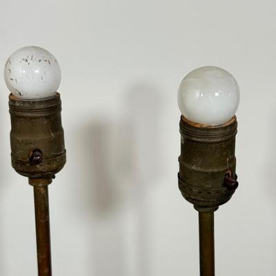 LOT 75L: Antique & Vintage Lamps