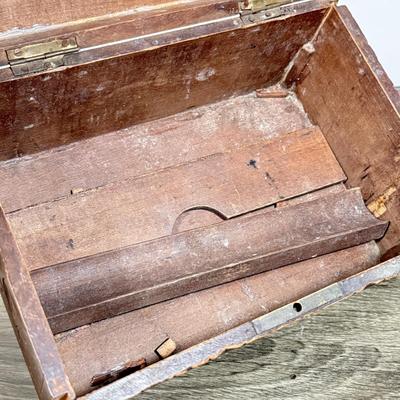 LOT 76L: Ornate Antique & Vintage Jewelry Boxes